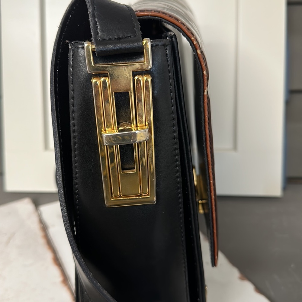Alexander Bag - Picture 4 of 14